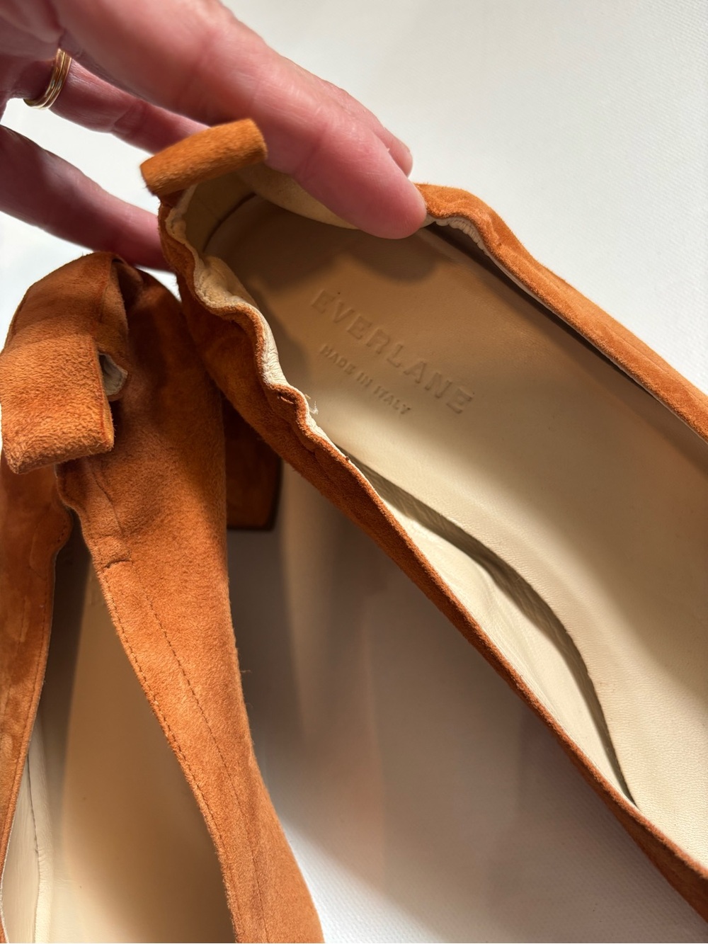 Everlane The Day Block Heel Cognac Suede Size 9 Classic Minimalist Workwear - Picture 9 of 9